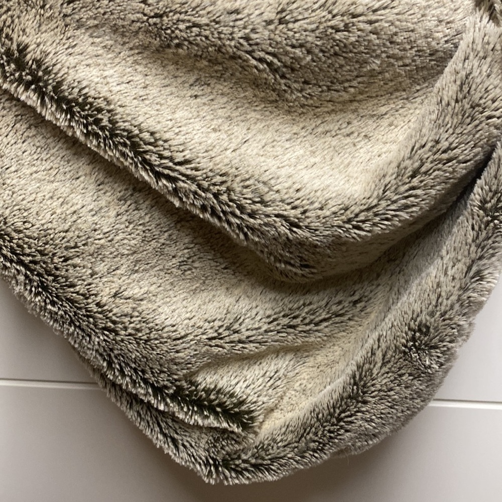 Furry Loop Scarf - Picture 3 of 3
